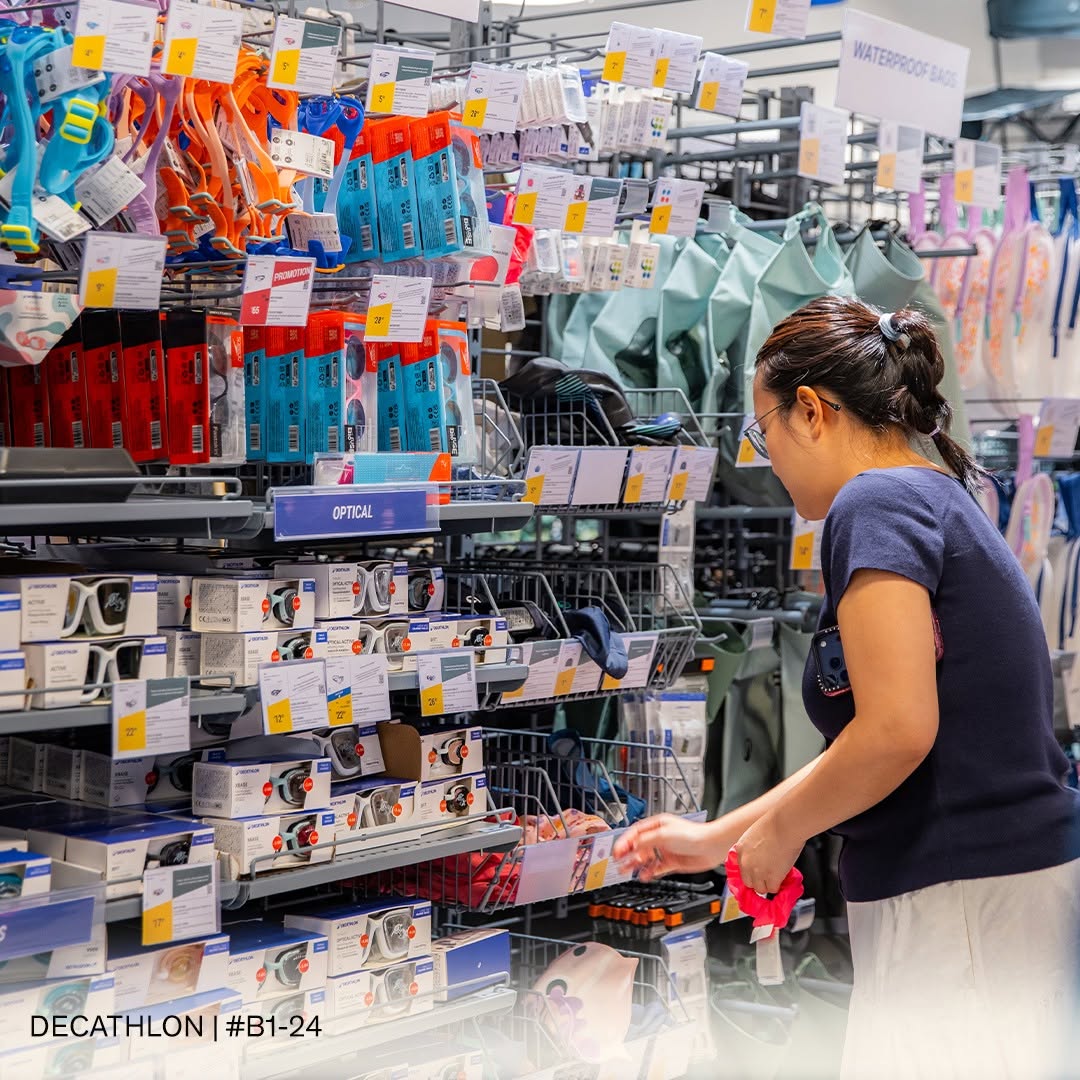 Decathlon VivoCity displays of optical products, waterproof bags and swimwear accessories