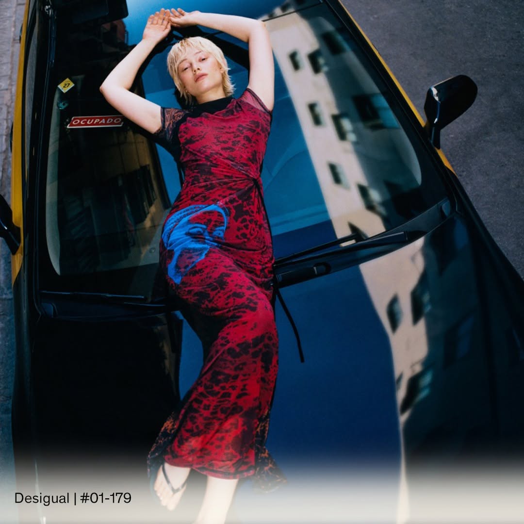 Desigual fashion display