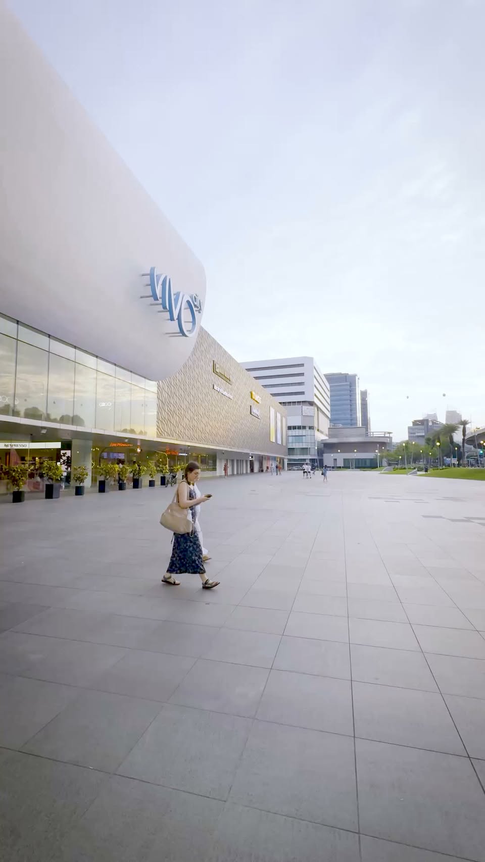 VivoCity mall exterior