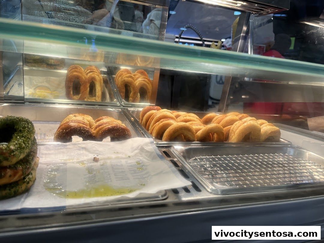 Auntie Annes Soft Pretzels Vivo City