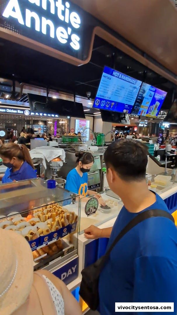Auntie Annes Soft Pretzels Vivo City
