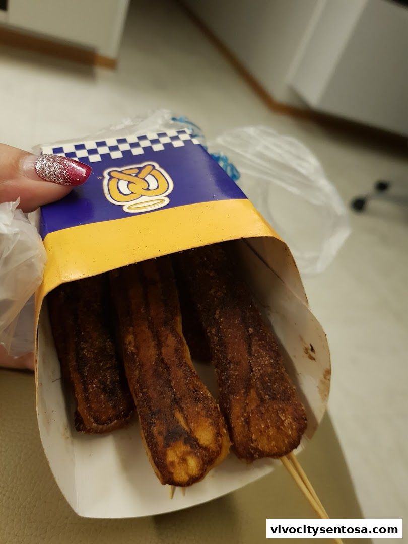 Auntie Annes Soft Pretzels Vivo City