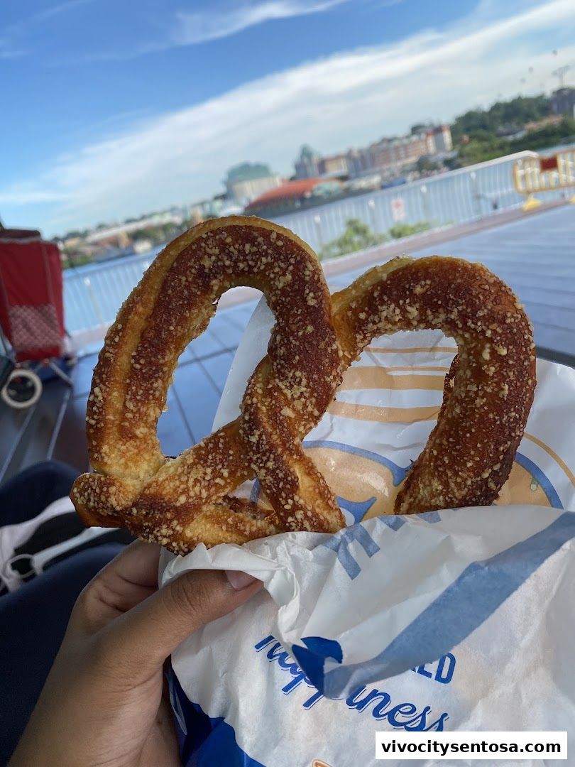 Auntie Annes Soft Pretzels Vivo City