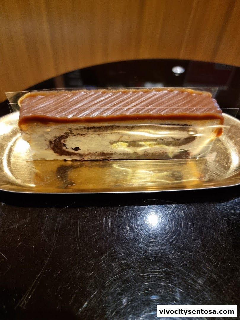 Awfully Chocolate VivoCity CAFÉ  Bakery, Cake Shop  Birthday Cakes