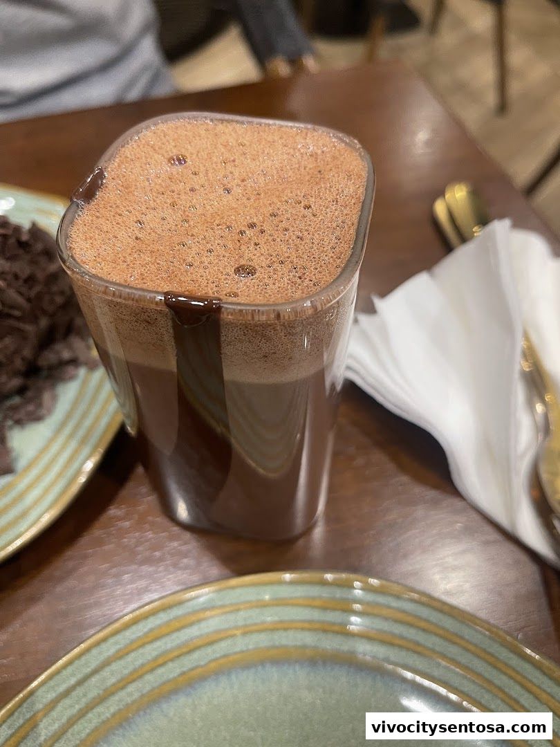 Awfully Chocolate VivoCity CAFÉ  Bakery, Cake Shop  Birthday Cakes