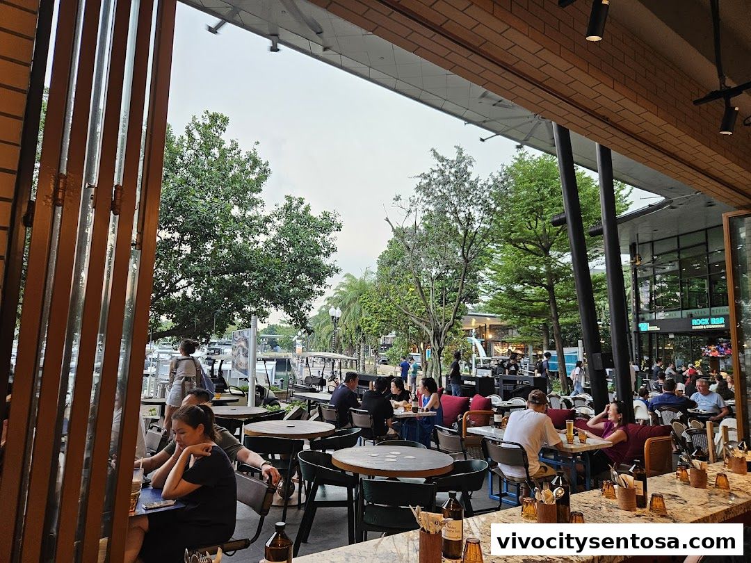 Common Man Coffee Roasters - Quayside Isle