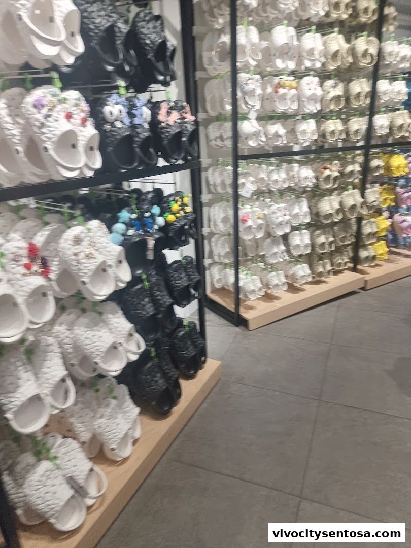 Crocs VivoCity