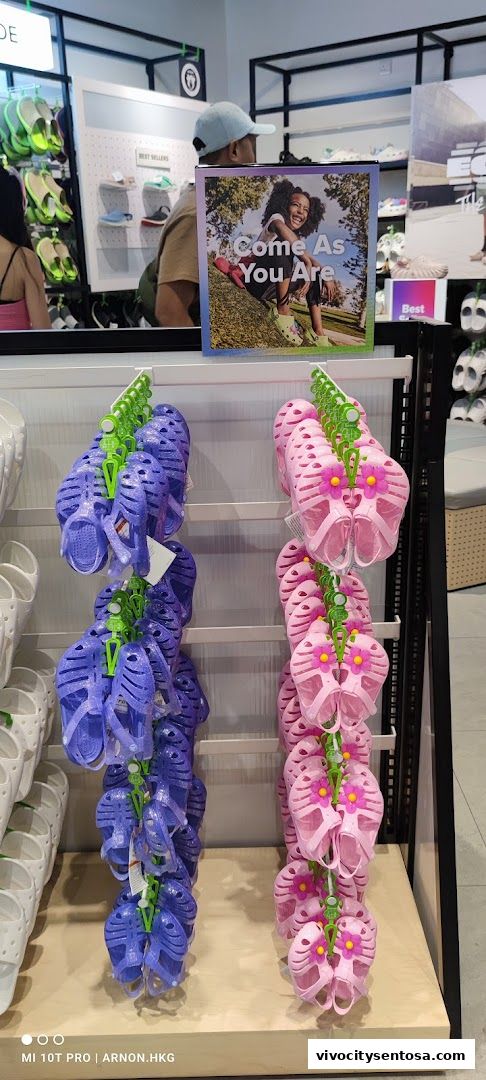 Crocs VivoCity
