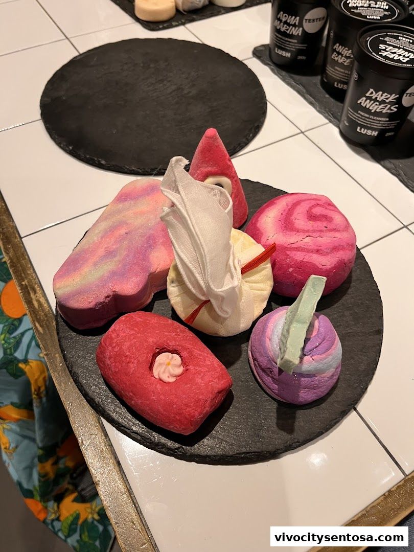 Lush Fresh Handmade Cosmetics - Vivo City