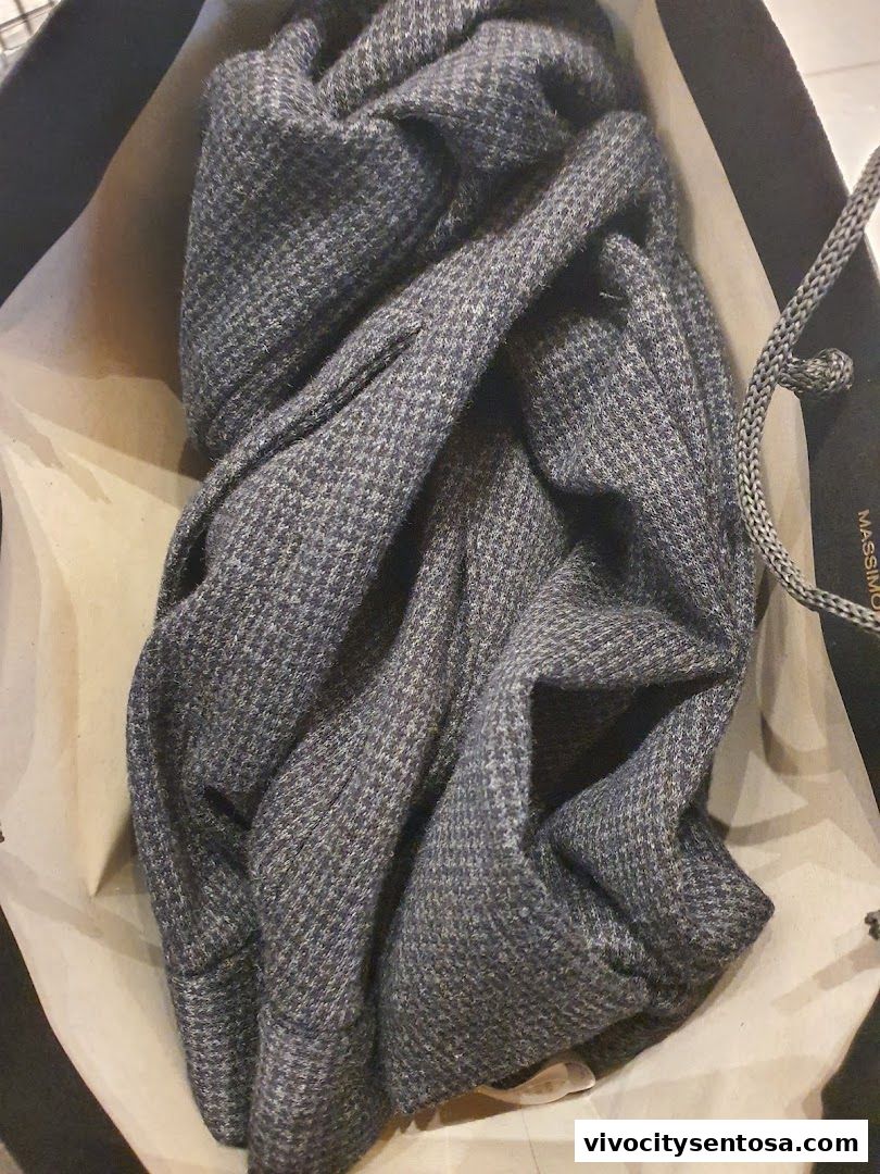 Massimo Dutti VivoCity Store