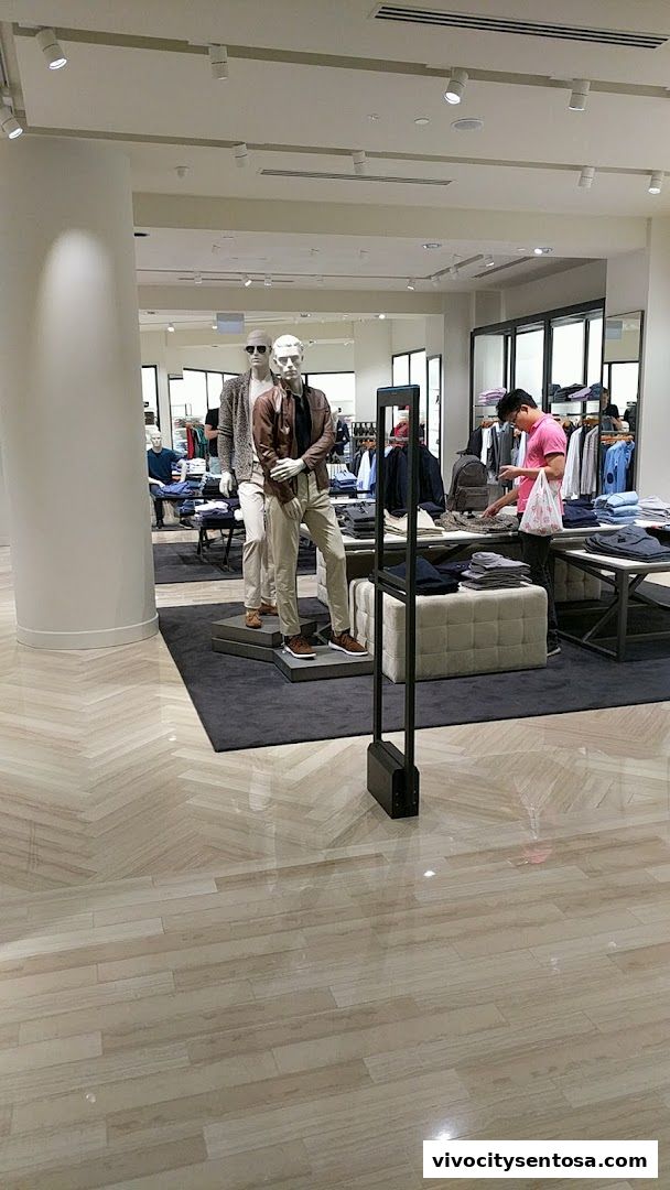 Massimo Dutti VivoCity Store