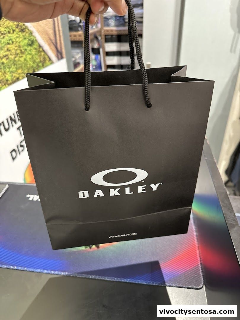 Oakley Vivocity