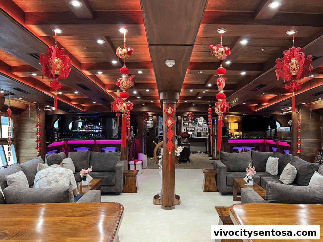 Royal Albatross - Luxury Tall Ship