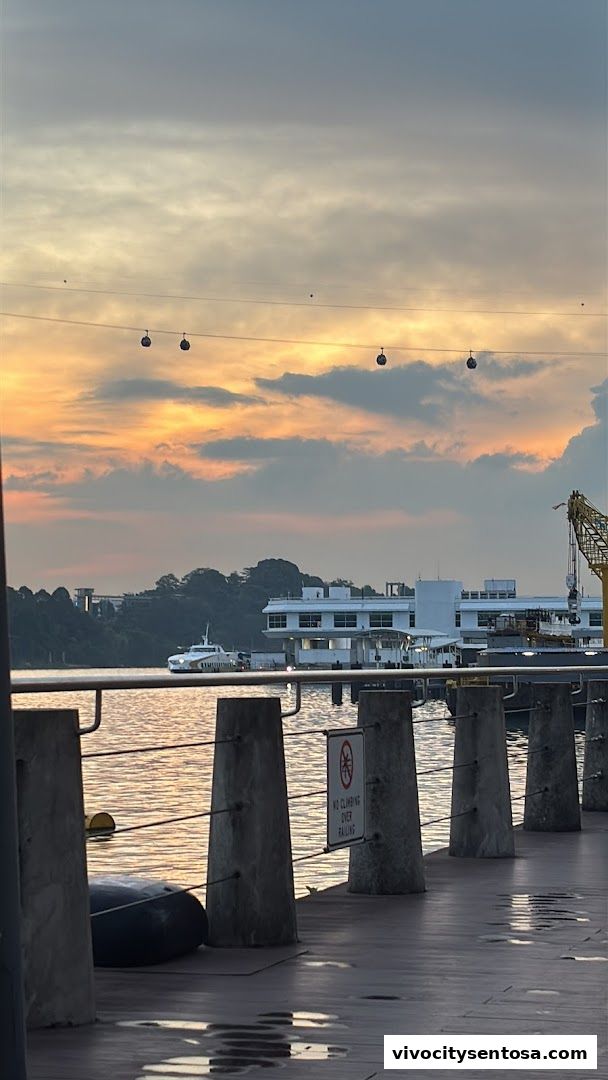 Sentosa Boardwalk