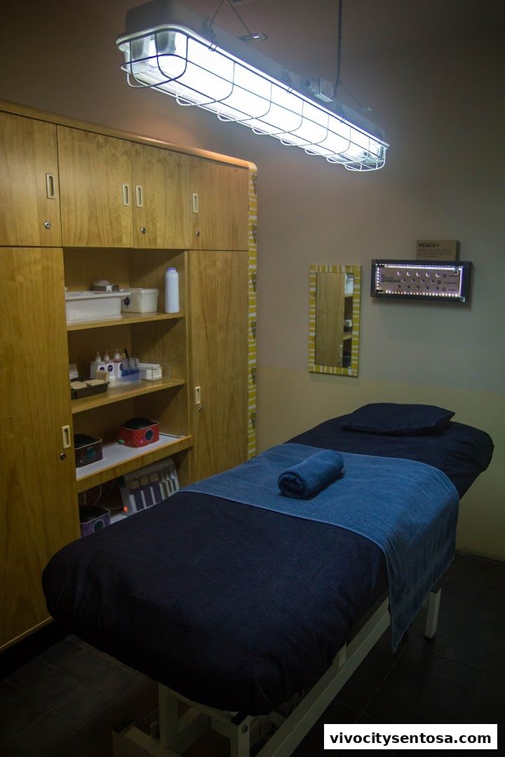 Strip Co-Ed Vivocity