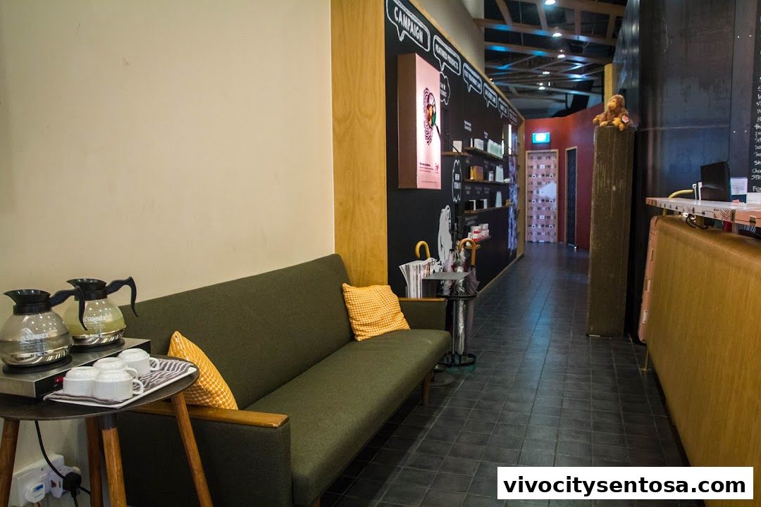 Strip Co-Ed Vivocity