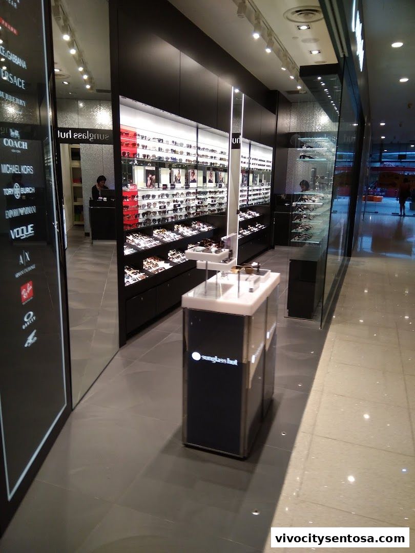 Sunglass Hut Tangs Vivo