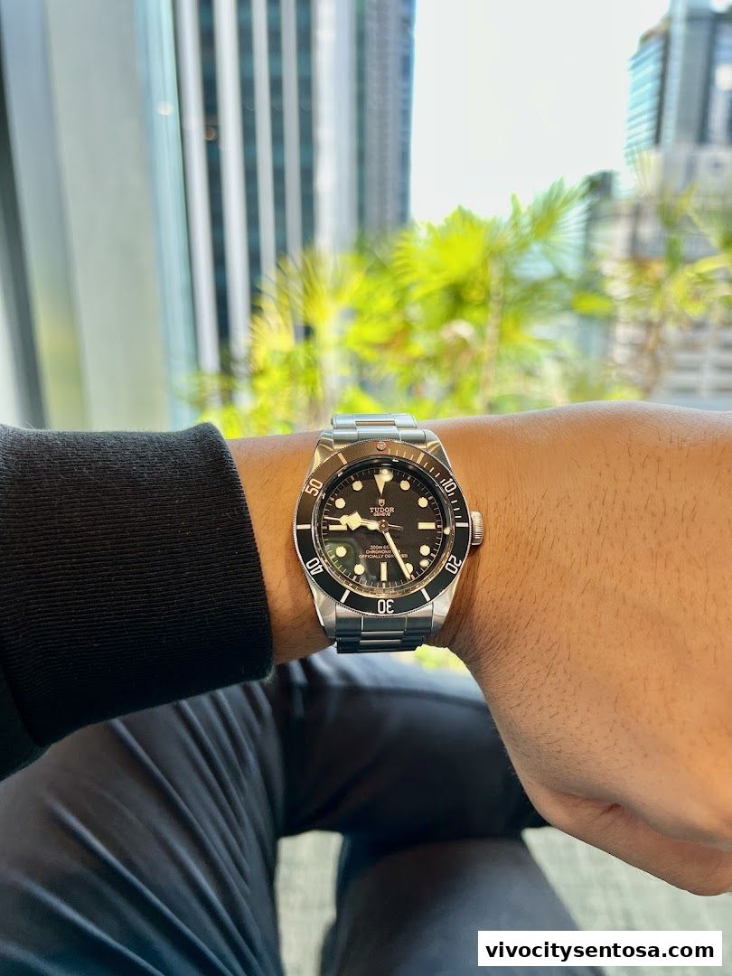 The Hour Glass VivoCity - Official Rolex Retailer