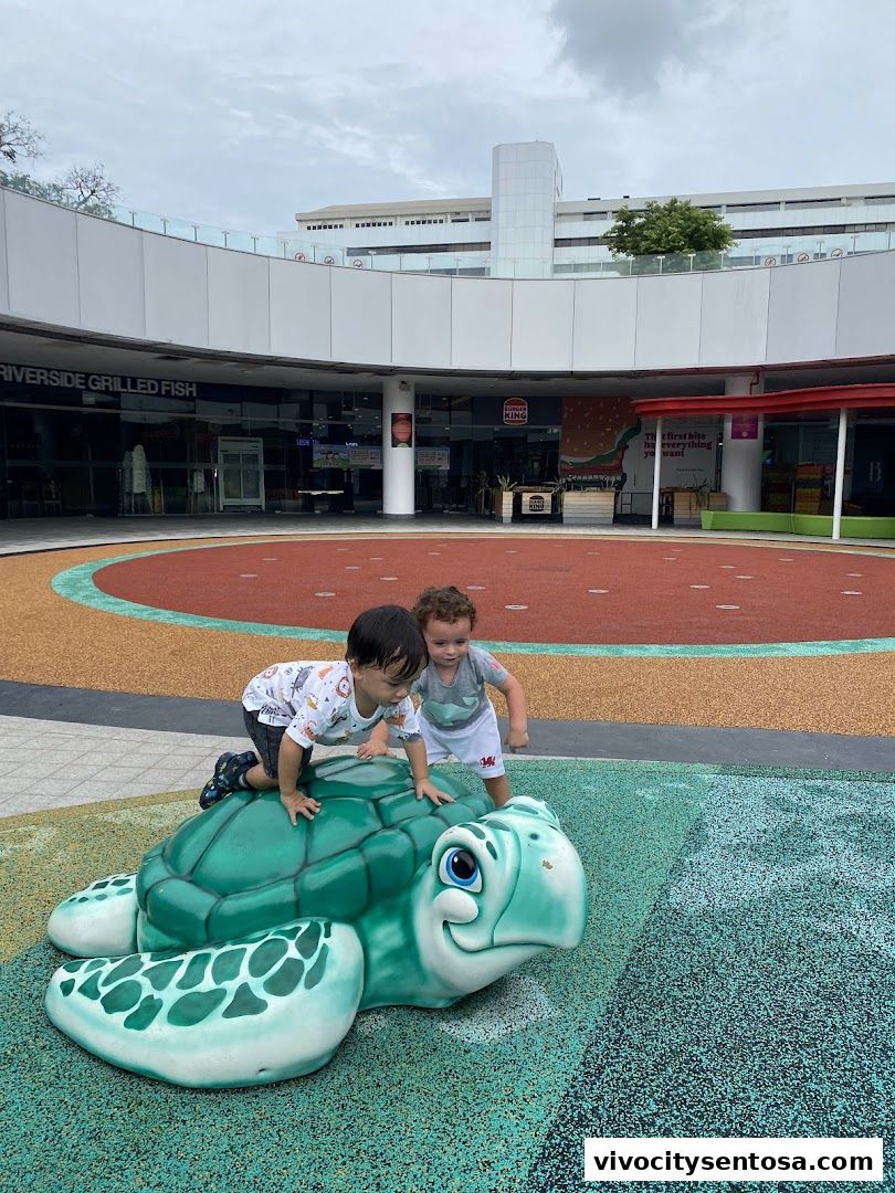 VivoCity Play Court