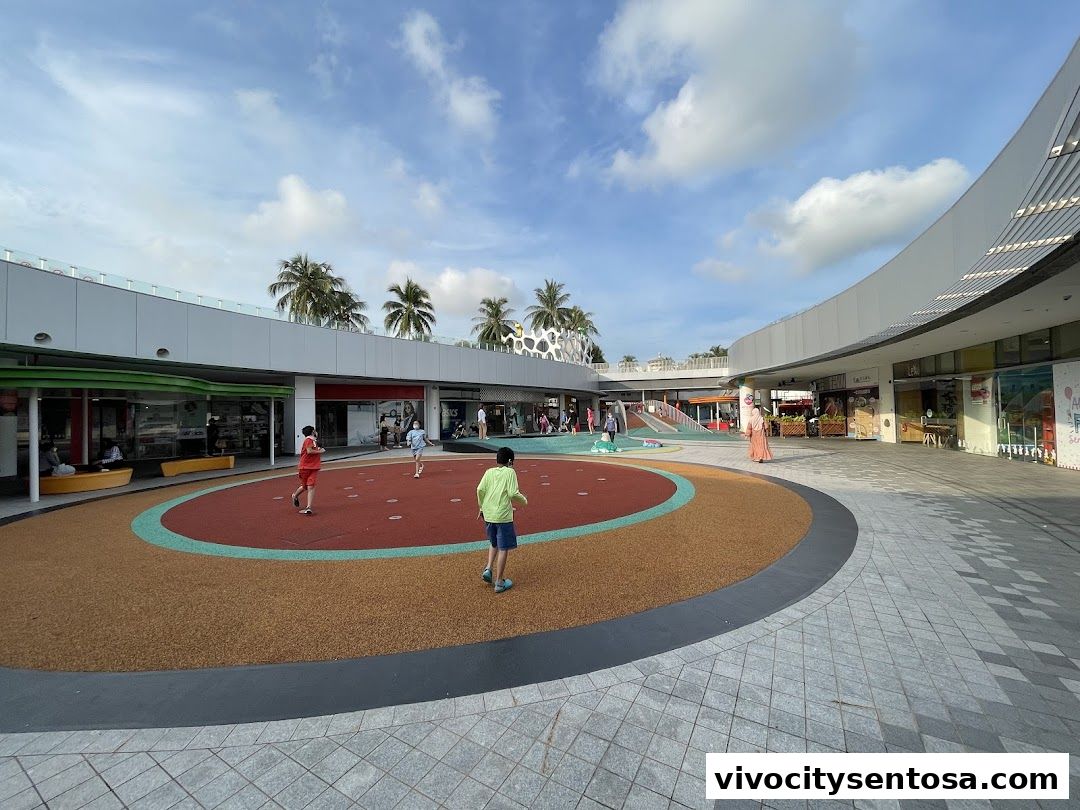 VivoCity Play Court